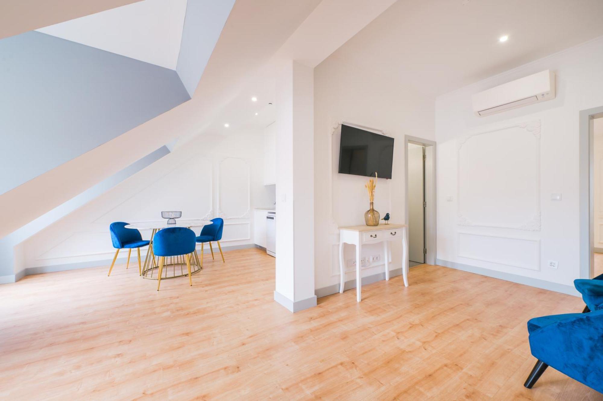 Apartamento Via Augusta 129 *