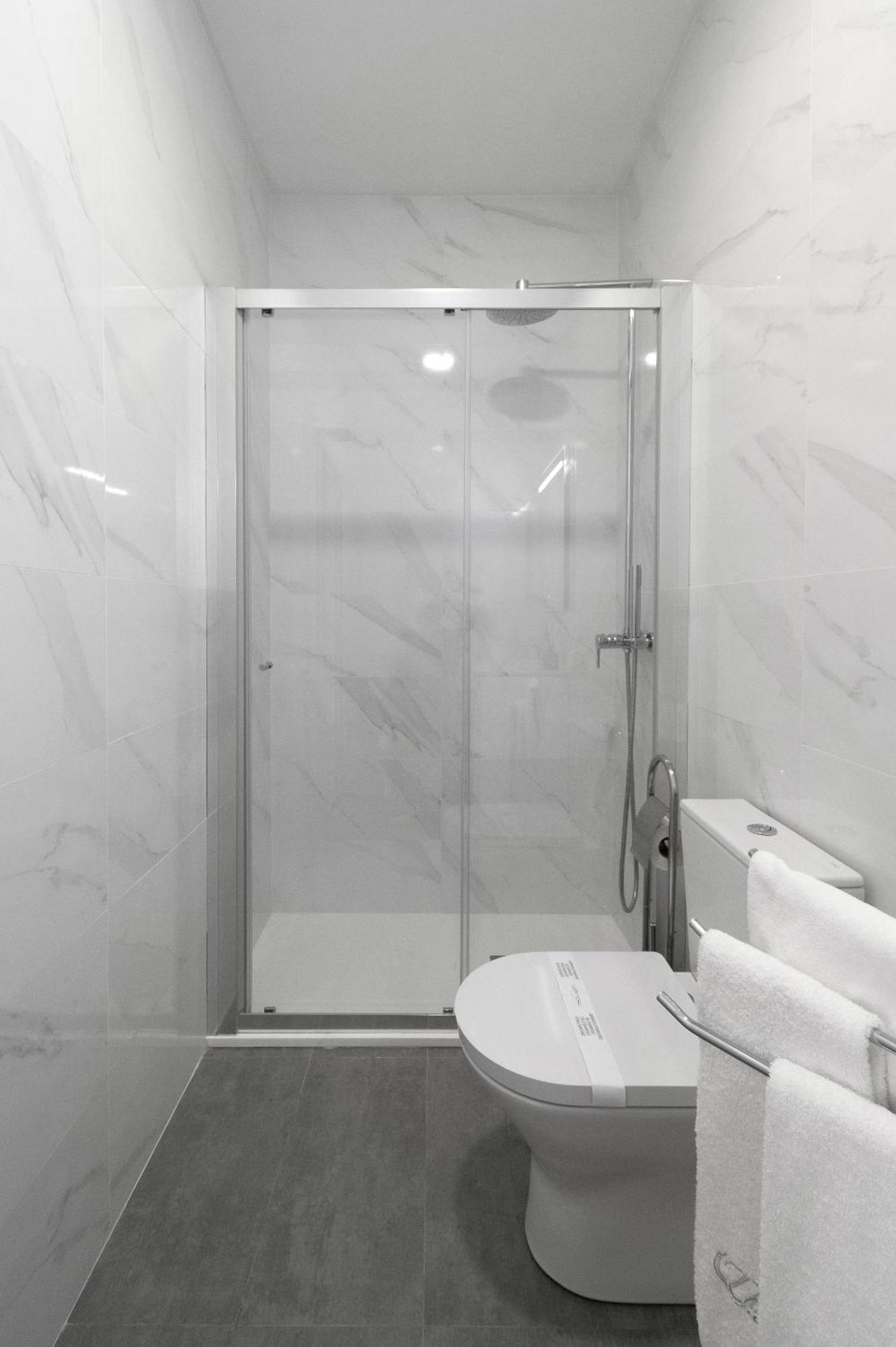 Apartamento Via Augusta 129 *